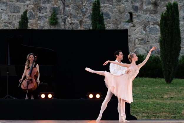 91 Représetantion 8 juin Les Etoiles au Château Domaine de Fabrègues Crédit Edouard Brane 40