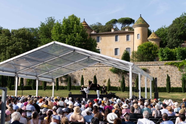 53 Représentation 15 juin Les Etoiles au Château Fabrègues Crédit Edouard Brane 5